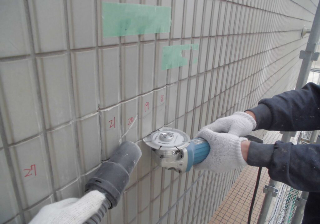 三重県 四日市市 アパート マンション 大規模修繕専門店 防水工事 外壁塗装 タイル工事 屋根塗装 補修工事 タイル工事 防水工事 シーリング工事 長尺シート 給湯器